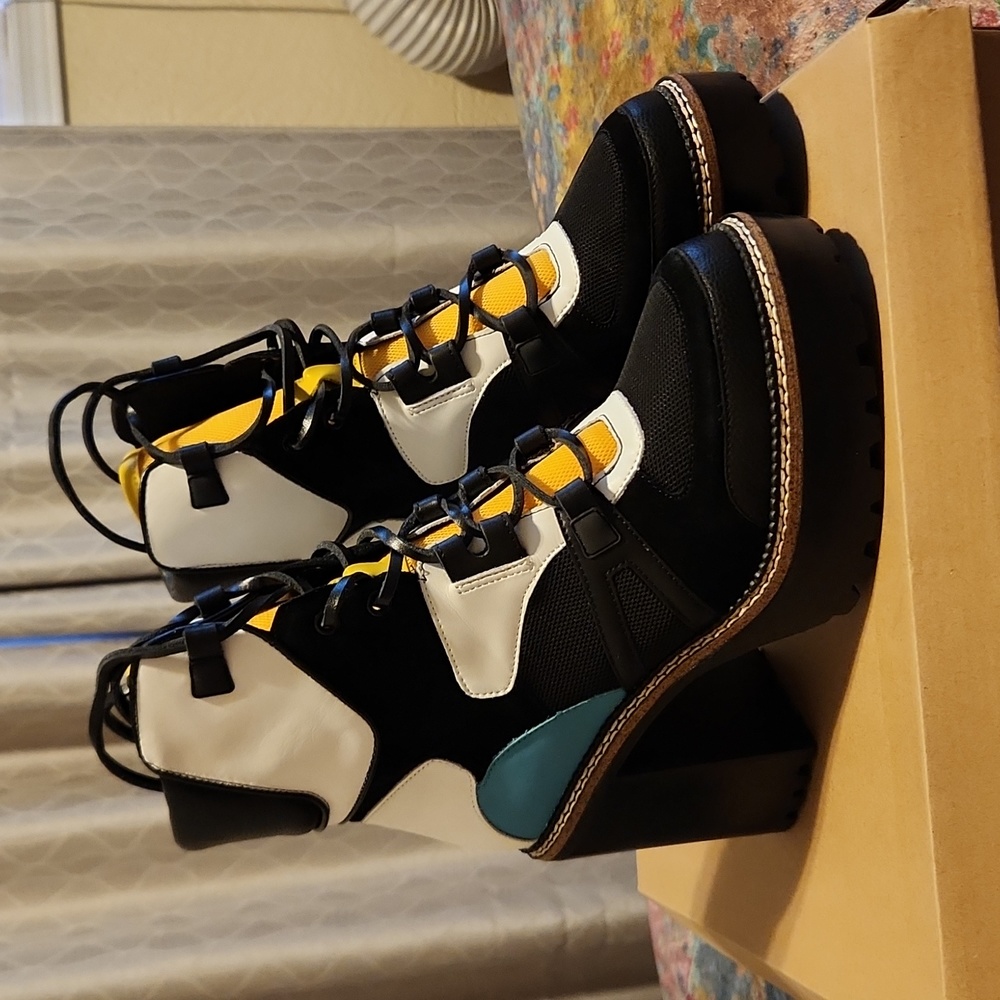 Steve Madden Jackie size 8.5